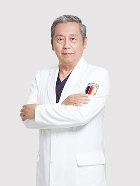 茀莱堡口腔医院王培新医生